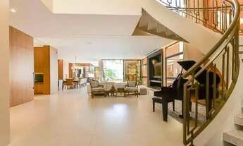 Imagem 7: Santa Felicidade, Casa conceito aberto, 428m², 4 suítes, 4 vagas, opção pra elevador, mode