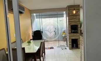 Imagem 2: Vende-se Casa Ampliada no Rio Cachoeirinha - 2 Quartos sendo 1 Suíte - Closet - Planejados