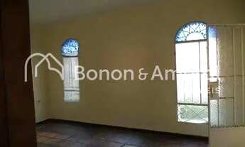 Imagem 3: Casa com 4 Quartos e 4 Vagas no Taquaral - Próxima ao Dalben