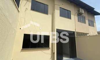 Imagem: Sobrado 3/4 sendo uma suíte 303 sul