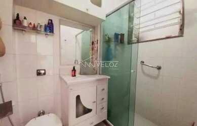 Imagem: Apartamento - / Residencial / Glória