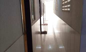 Imagem 6: 1/4 escada pimeiro andar,nao tem garagem,a 100mt praia,mercdo