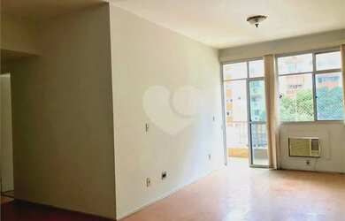 Imagem 4: Imóvel para venda tem 92 metros quadrados com 3 quartos em Tijuca - Rio de Janeiro - RJ