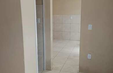 Imagem 3: ALUGA-SE CASA / KITNET ÓTIMA LOCALIZAÇÃO NO BAIRRO AMÉRICA