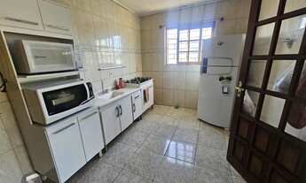 Imagem 5: Casa para Venda - 79.22m² 2 dormitórios, + casa de 1 dormitório nos fundos, piscina e quio