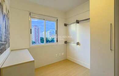 Imagem 7: Apartamento com 3 quartos em Passo da Areia - Porto Alegre - RS