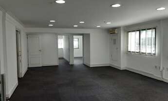 Imagem 2: Ponto comercial/Loja/Box para aluguel tem 122 metros quadrados com 4 quartos