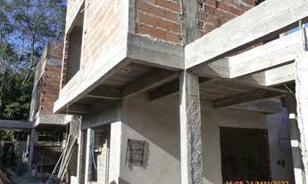 Imagem 2: SOBRADO A VENDA NO BAIRRO UBERABA, CURITIBA- PR, PRÓXIMO A AV. SALGADO FILHO