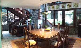 Imagem 5: Casa encantadora em Fradinhos, cercada de verde e com tudo que você precisa para viver mui