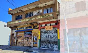 Imagem 2: Ponto comercial/Loja/Box para aluguel possui 200 metros quadrados com 3 quartos