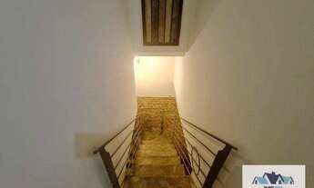 Imagem 5: Linda e Espaçosa Casa de Vila com 4 dormitórios à venda , 225 m² por R$ 890.000 - Ingá - N