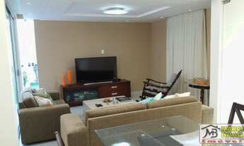 Imagem 2: Duplex em condomínio fechado como área de lazer completa, ótimo valor