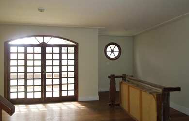 Imagem 2: Apartamento para Venda em Campos do Jordão, Vila Yara, 4 dormitórios, 4 suítes, 1 banheiro