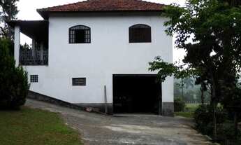 Imagem: Sitio com 24.200 m² com casa e lago para