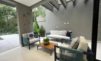 Imagem: Sobrado novo para venda na Riviera de São