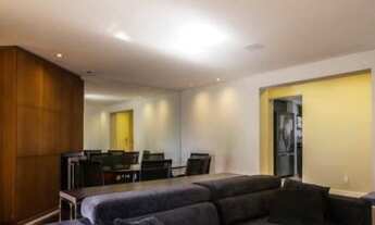 Imagem 7: Apto venda Moema Pássaros, suite, 2 vagas, sacada