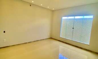 Imagem 7: Linda casa com pé direito duplo no Bairro Jardim América 1