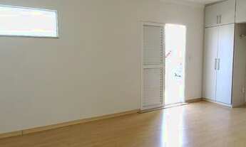 Imagem 3: Casa para venda com 3 suites em Colinas do Paraíso - Botucatu - SP