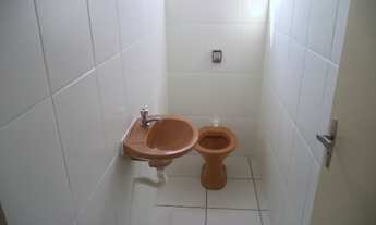 Imagem 7: PRÉDIO COMERCIAL EM FRENTE AO TERMINAL VILA SÔNIA DO METRO