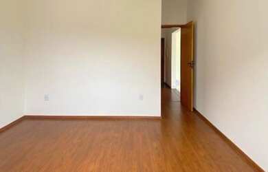 Imagem 2: Casa linear para venda com 3 quartos em Grama - Juiz de Fora - MG