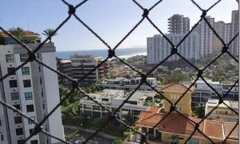 Imagem 2: Apartamento no Ocean Front para venda possui 180 metros quadrados com 4 quartos