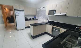 Imagem 2: Casa para Venda em Mogi das Cruzes, Vila Nova Cintra, 3 dormitórios, 1 suíte, 1 banheiro