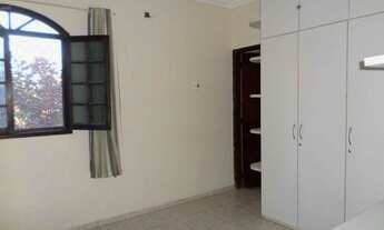 Imagem 6: Casa de condomínio térrea para aluguel tem 190 metros quadrados com 4 quartos