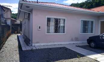 Imagem: Casa para venda tem 72 metros quadrados