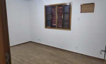 Imagem 4: Casa para venda tem 144 metros quadrados com 3 quartos em São Jorge - Santos - SP