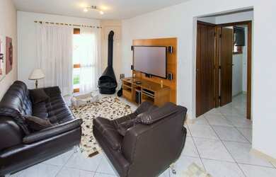 Imagem 7: Porto Alegre - Casa Padrão - Cavalhada