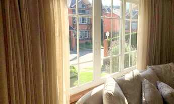 Imagem 6: Casa semi nova com 4 quartos (2 suítes) em condomínio fechado no bairro Iucas - Teresópoli