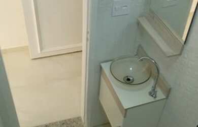 Imagem 2: Sala mobiliada com internet- 1 locação - com 20 m2- ótimo ponto -Centro - Rio de Janeiro