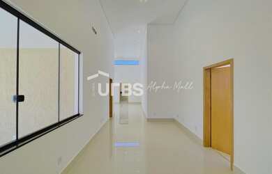 Imagem 2: Casa de condomínio térrea para venda possui 240 metros quadrados com 3 quartos