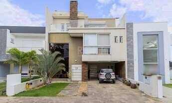 Imagem: Porto Alegre - Casa Padrão - Hípica