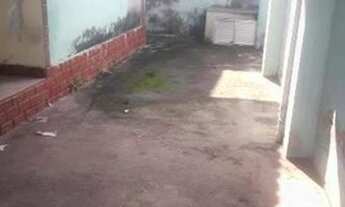 Imagem 2: Boa casa linear sala 2 quartos em Santíssimo