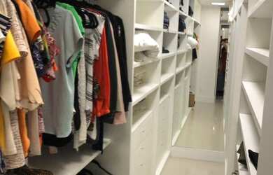 Imagem 4: BOA VIAGEM / BEIRA MAR ESPECIAL / 1 APTO POR ANDAR / 4 SUÍTES / 4 VAGAS / SUA MELHOR ESCOL