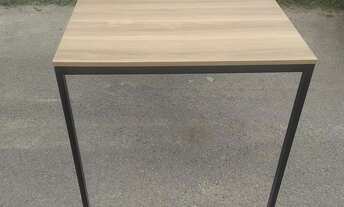 Imagem: Mesa industrial