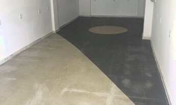 Imagem 4: PRÉDIO COMERCIAL COM 2500m² DE ÁREA CONSTRUÍDA PARA LOCAÇÃO OU VENDA EM ARMAÇÃO!