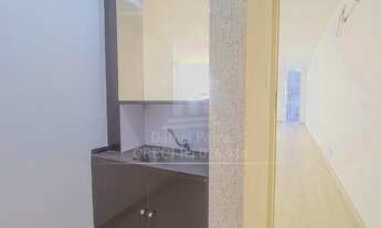 Imagem 4: Centro Rua México Salas Comerciais Disponíveis Uma sala por andar podendo alugar mai