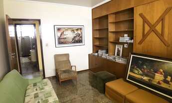 Imagem 2: Casa para aluguel possui 500 m² com 4 quartos, 1 suíte em Centro - Mogi das Cruzes - SP