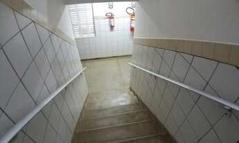 Imagem 2: Apartamento a venda dois quartos, banheiro social, dependência com banheiro, segundo andar