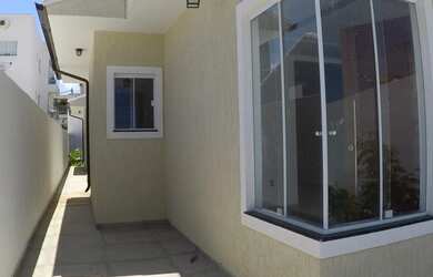 Imagem 2: Casa para Venda em São Pedro da Aldeia, Porto da Aldeia, 3 dormitórios, 1 suíte, 1 banheir