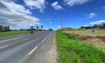 Imagem: Terreno em frente a ufo way