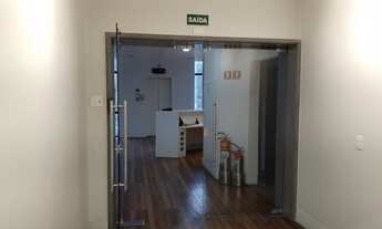 Imagem 4: Ponto comercial/Loja/Box para aluguel tem 587 metros quadrados com 8 quartos