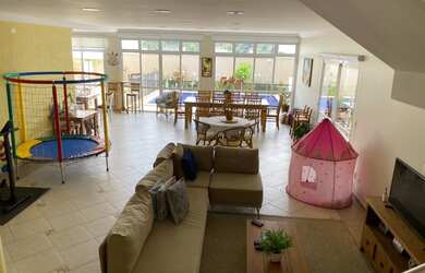 Imagem 4: Casa de condomínio sobrado para venda possui 506 metros quadrados com 4 quartos