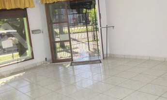 Imagem 2: PORTO ALEGRE - Casa Padrão - Jardim Carvalho