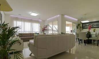 Imagem 3: Apartamento para aluguel possui 231 metros quadrados com 4 quartos