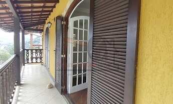 Imagem 5: Casa para venda possui 135 metros quadrados com 4 quartos em Araras - Teresópolis - RJ