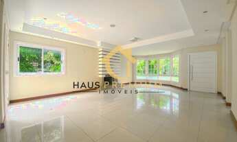 Imagem 7: Casa para venda possui 341 metros quadrados com 4 quartos em Várzea - Teresópolis - RJ