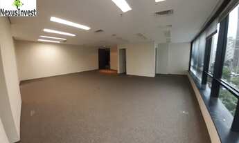 Imagem: Conjunto comercial Pinheiros próximo Av